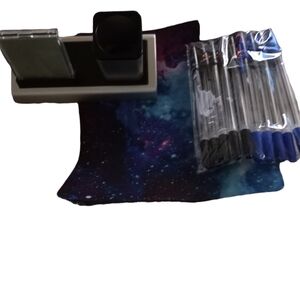 Color Changing alarm clock with pen set